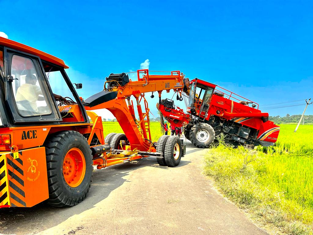 crop cutting machine lifting b koduru