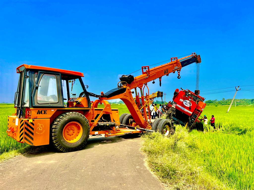 paddy machine lifting eilurumetta 1
